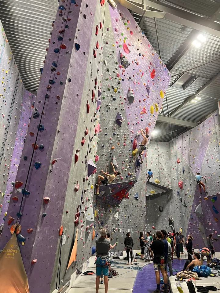 ALTISSIMO Montpellier Odysseum — escalade-studio à Montpellier — 3