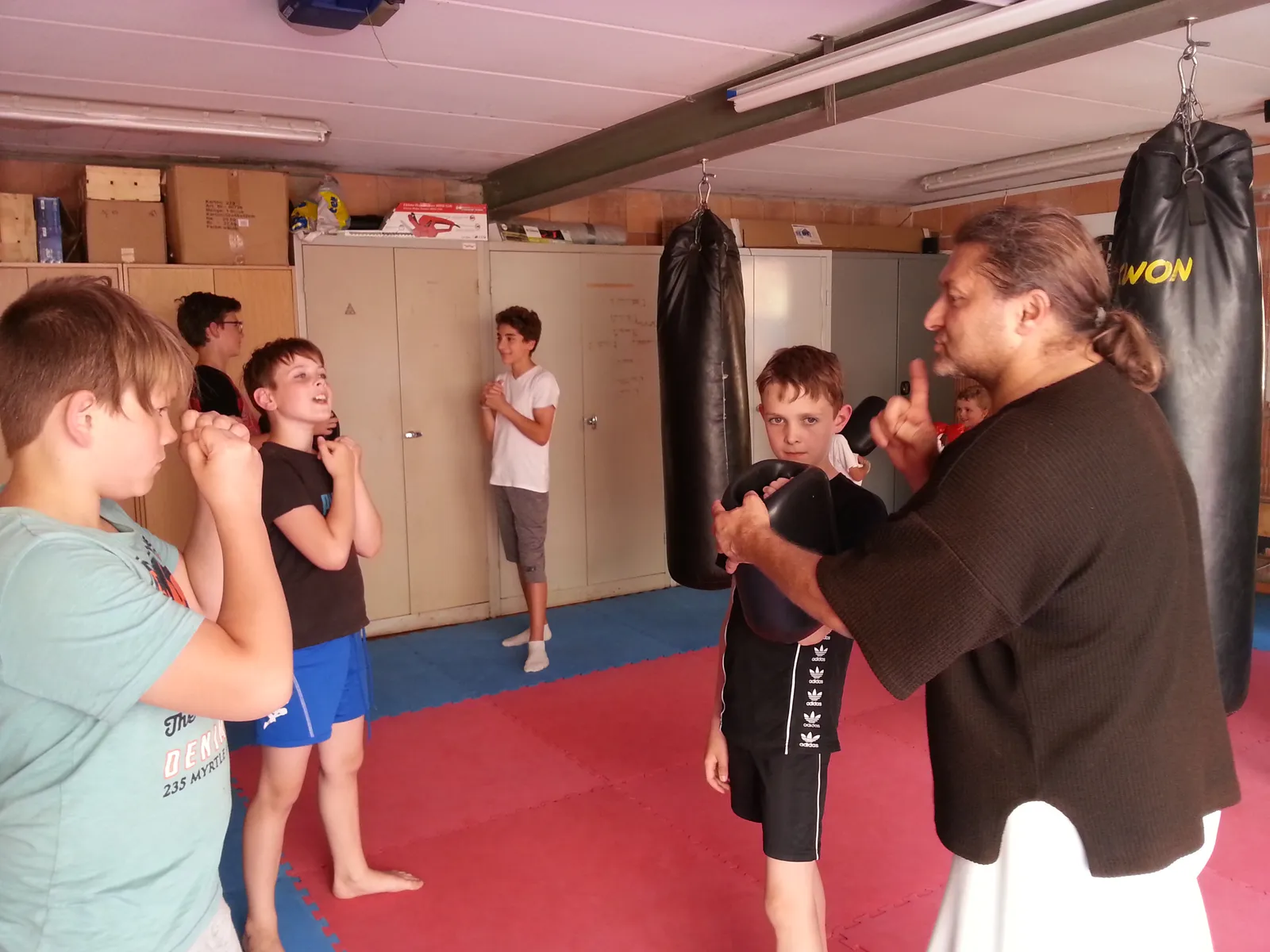 Hayros Sportfabrik — kickboxen-studio in Salzgitter — 2