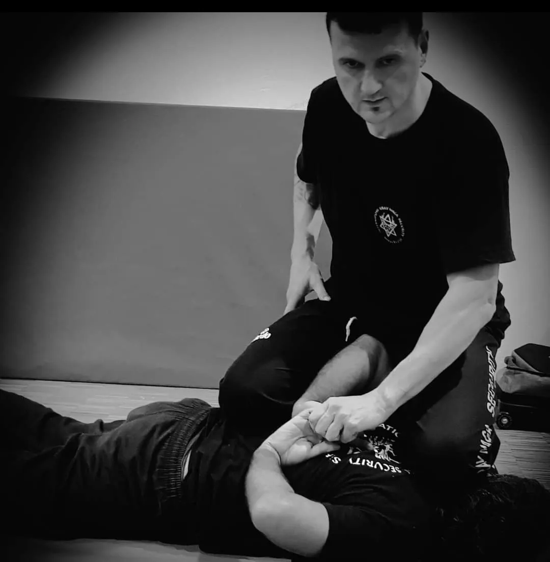 Defensa personal Navarra — artes marciales-studio en Ermitagaña-Mendebaldea, Pamplona — 3
