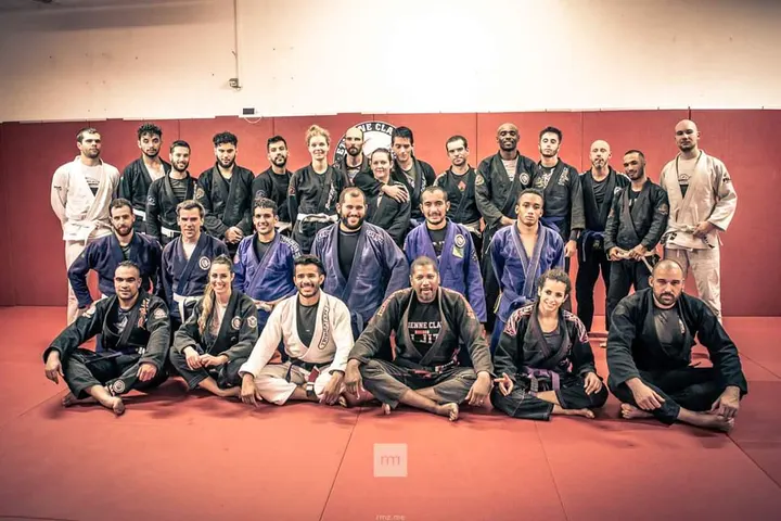 JIUJITSU MARSEILLE ETIENNE CLAUDE JJB — jjb-studio à Marseille — 4