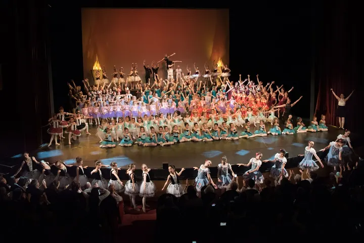 Pamela Danse — danse-studio à Roussillon, Limoges — 3