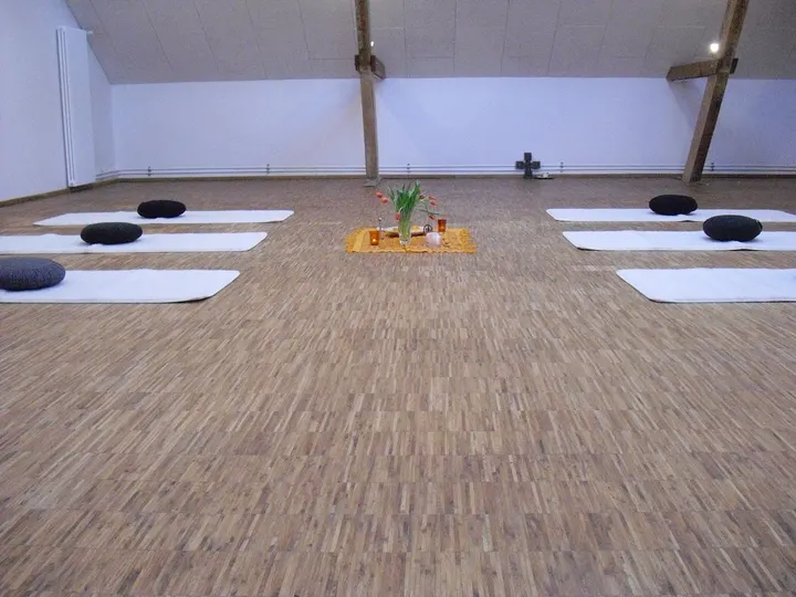 Lust auf Yoga.com — yoga-studio in Aachen — 3