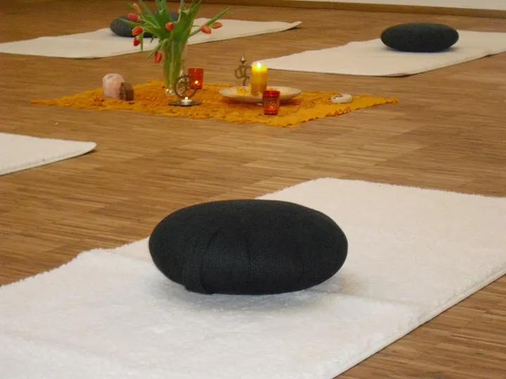 Lust auf Yoga.com — yoga-studio in Aachen — 4