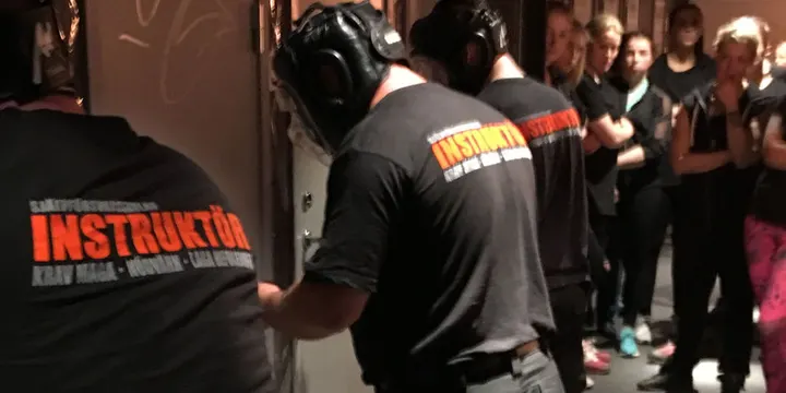 Självförsvarsskolan — kampsport-studio i Vasastan, Stockholm — 2
