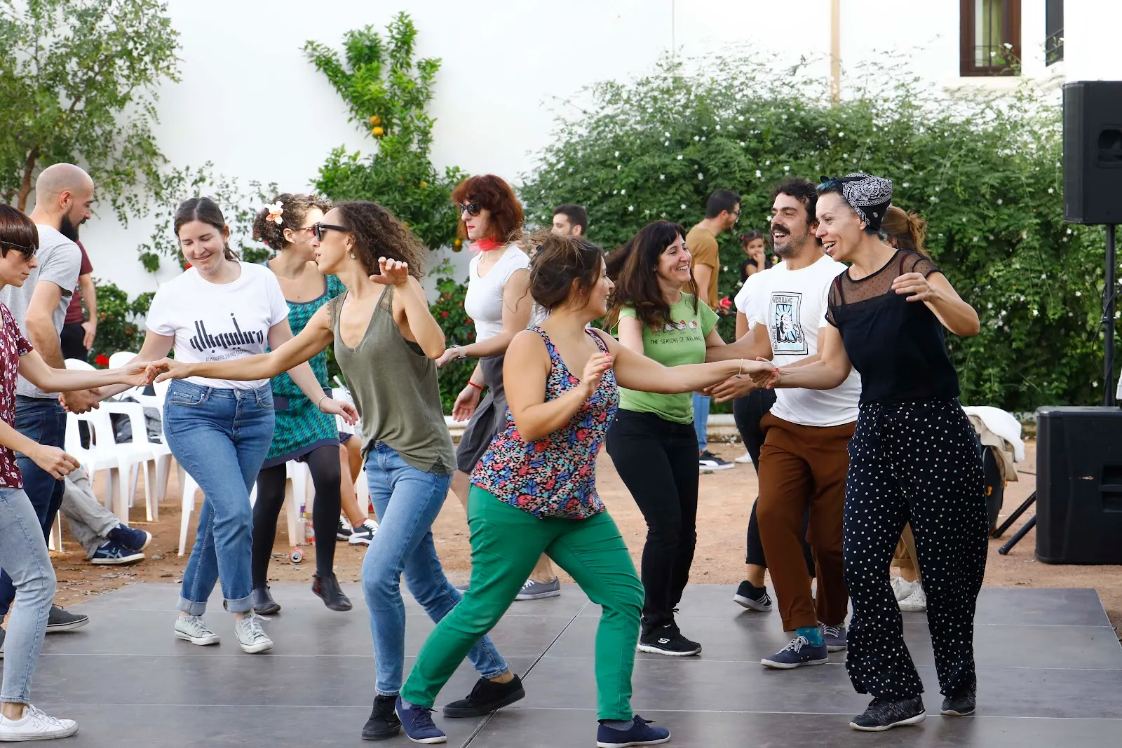 Lindy Lovers Swing Córdoba (escuela de bailes swing, lindy hop, solo jazz) — baile-studio en Distrito Poniente Sur, Córdoba — 2