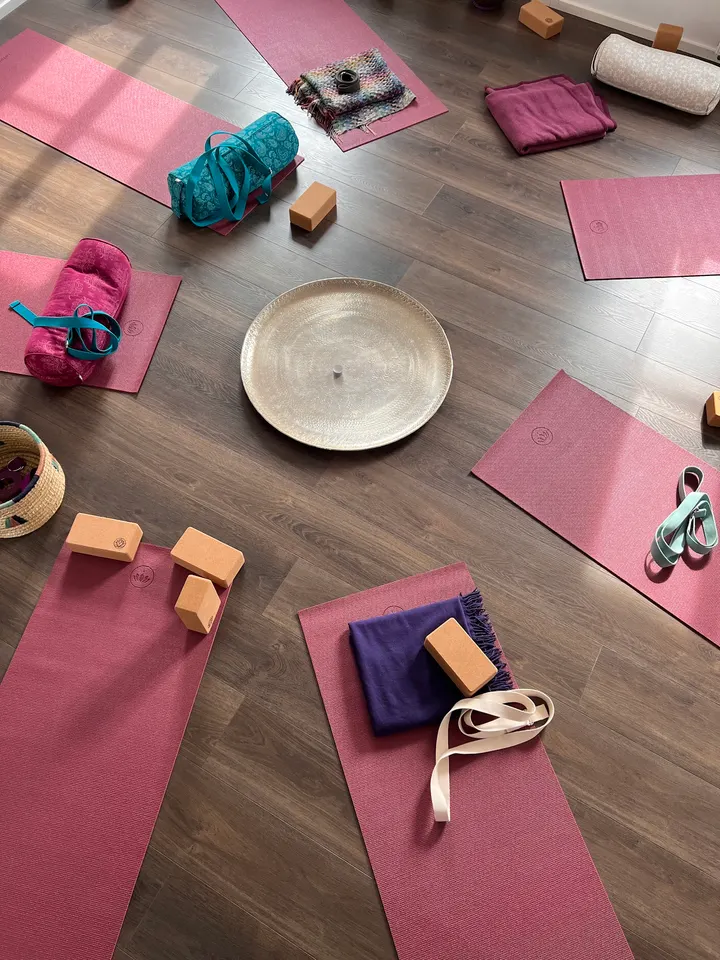 Yogalessio — Yoga in Steimker Berg, Wolfsburg