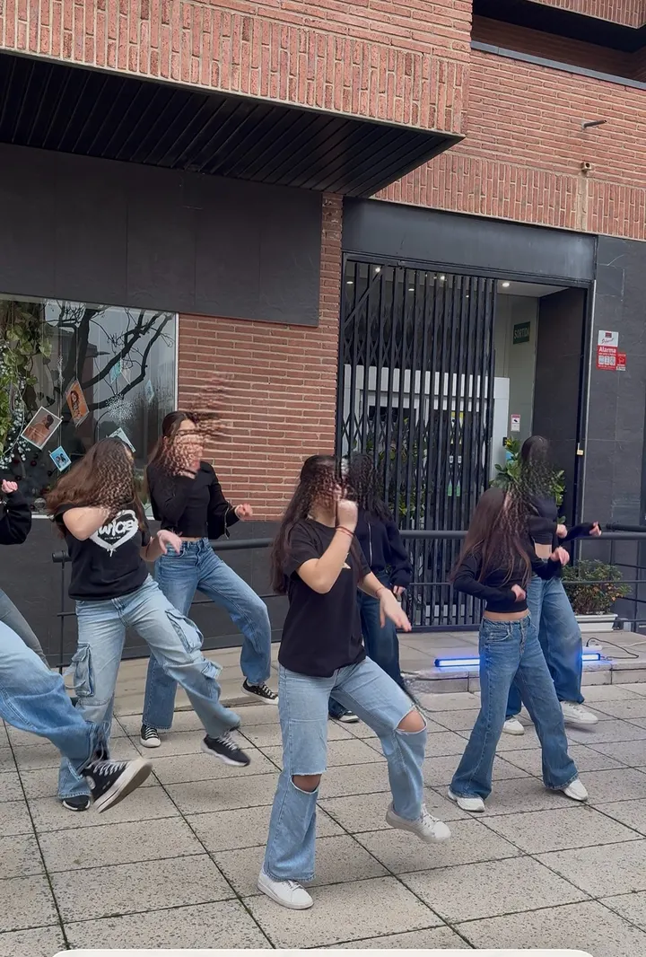 Nº1 DANCE FIT CENTER — baile-studio en Lleida — 3