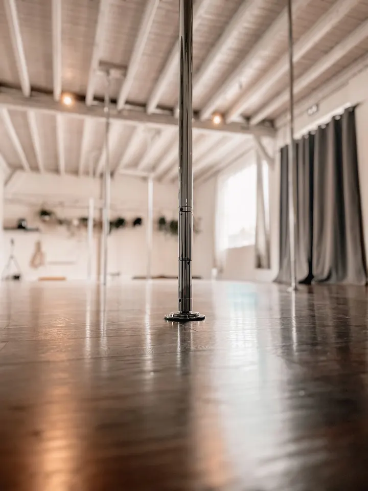 Pole Dance Orléans — pole fitness-studio à Saint-Jean-le-Blanc — 3