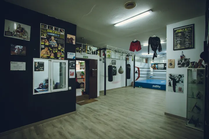 CLUB BOXEO CARABANCHEL — artes marciales-studio en Madrid — 5