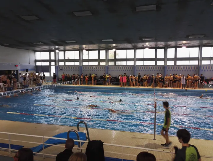 Piscine du Carrousel — Bien-être à Université, Dijon