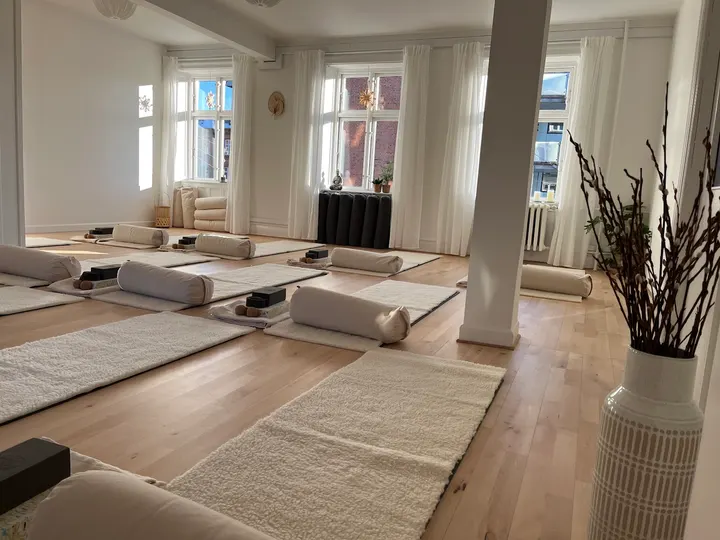 Dagbjort Yoga — yoga-studio i Christianshavn, København S — 2
