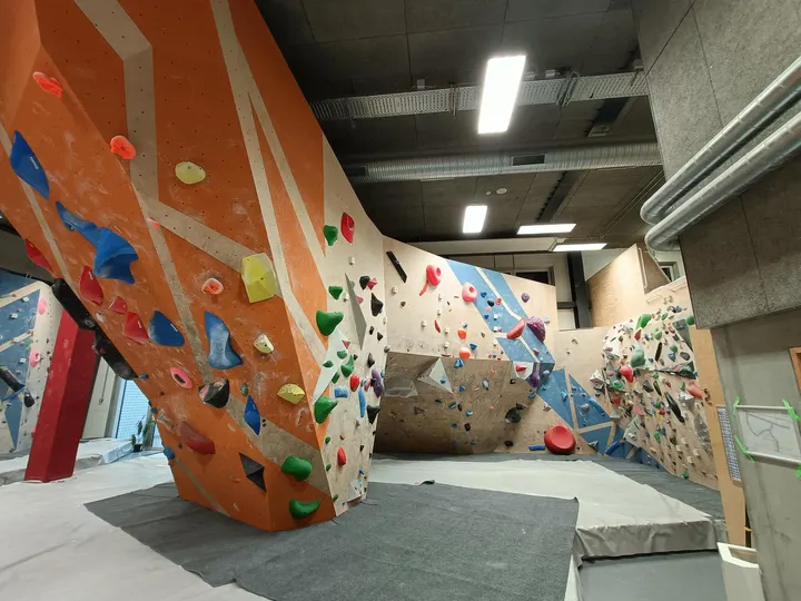 Midtbyboulderen — klatring-studio i Aarhus — 3