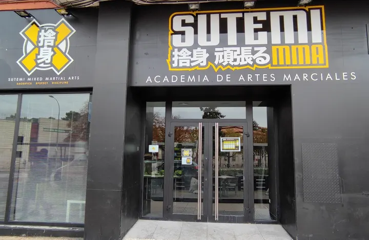 Sutemi Burgos — mma-studio en El Crucero, Burgos — 2