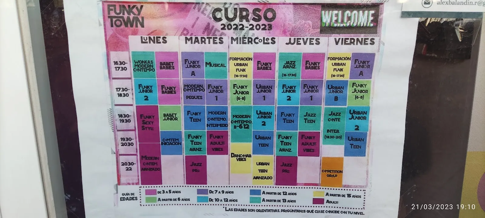 Funkytown — baile-studio en Arroyomolinos — 3