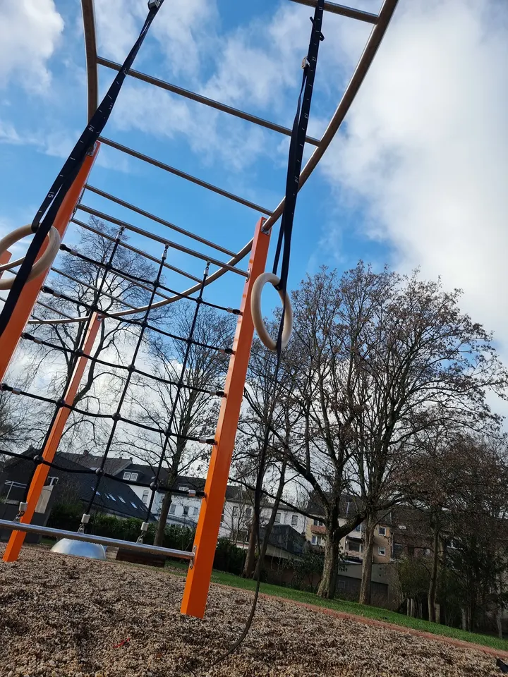 Calisthenics Park Theater Rheydt — calisthenics-studio in Mönchengladbach — 3