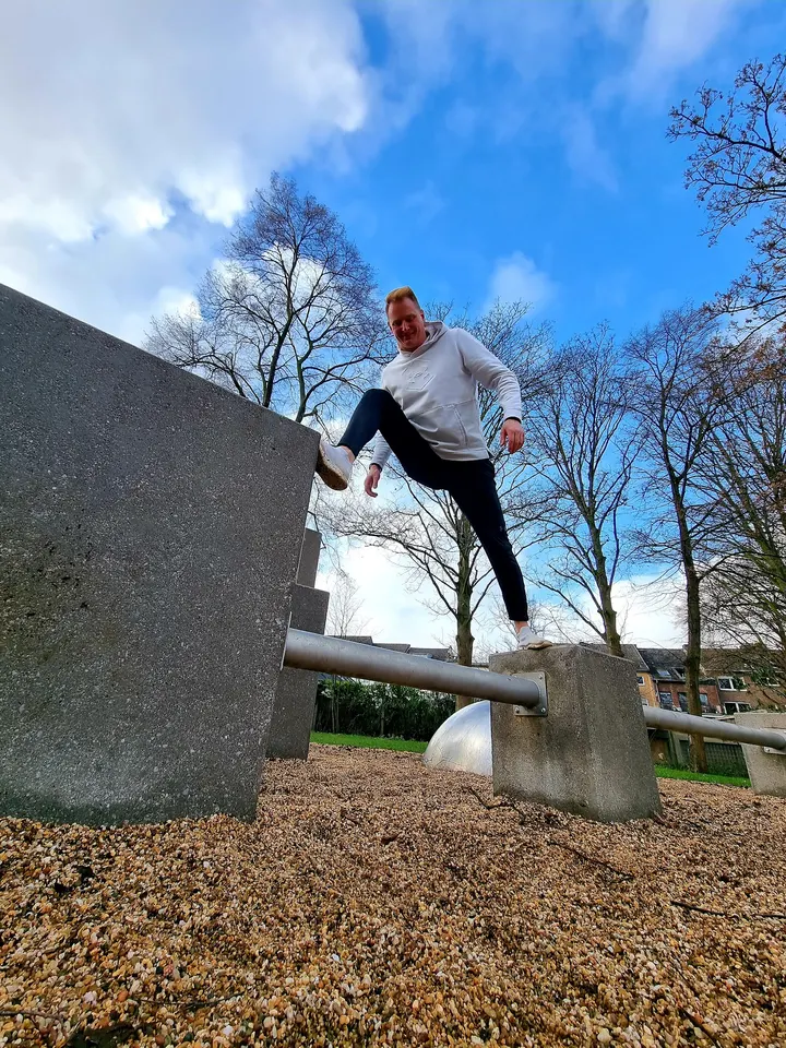 Calisthenics Park Theater Rheydt — calisthenics-studio in Mönchengladbach — 4