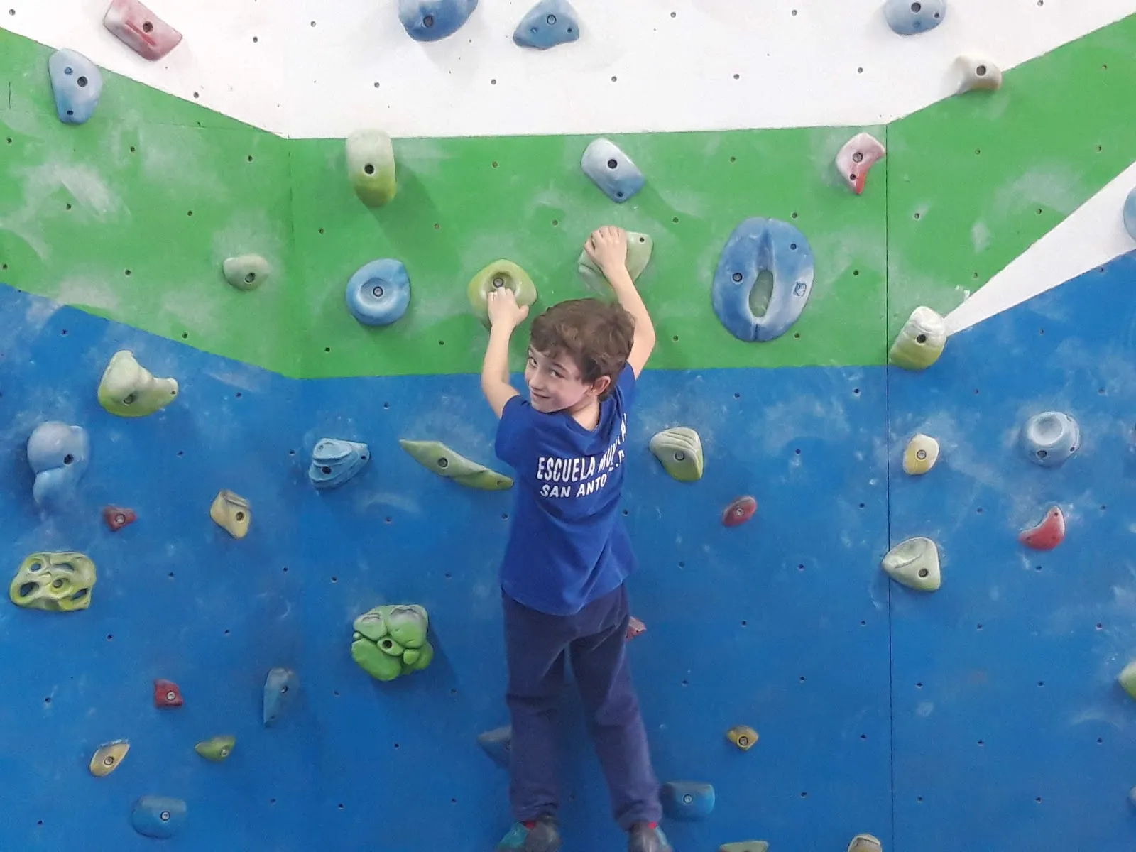 Rocódromo MoMa Climbing — escalada-studio en San Basilio, Murcia — 2