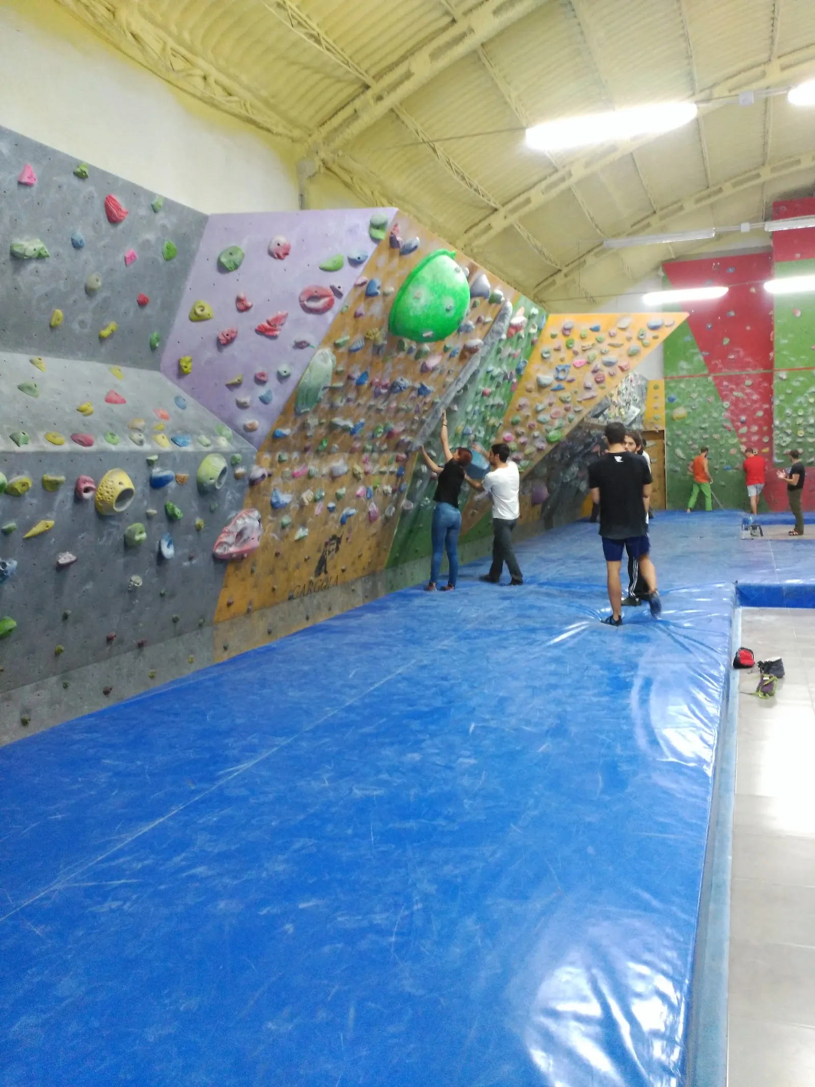Rocódromo MoMa Climbing — escalada-studio en San Basilio, Murcia — 3