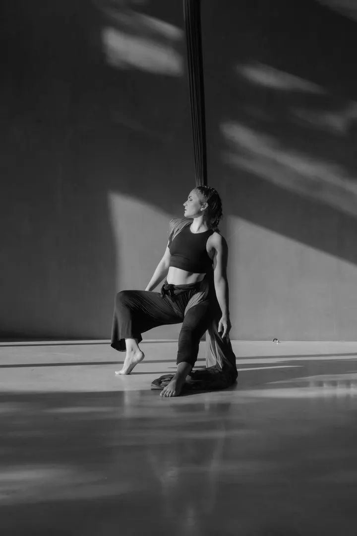 aerial yoga — yoga-studio em Cascais — 3