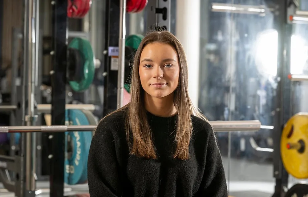 Widénska gymnasiet — träningsstudio-studio i Aroslund, Västerås — bild 3