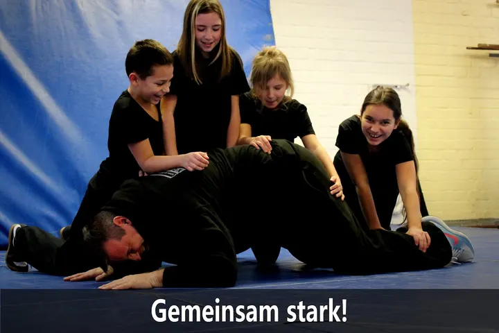 Selbstverteidigung Für Kinder und Erwachsene — kampfsport-studio in Bottrop — 3