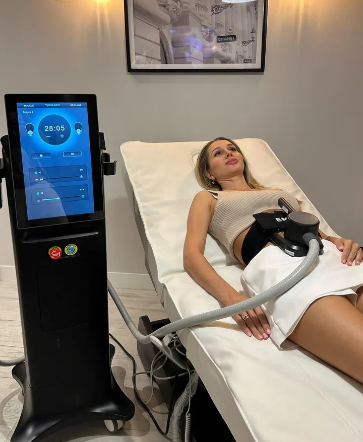 Cryolipolyse Nice | Centre Massena (Amincissement Nice - EMS - Electrostimulation - EMContouring) — salle de fitness-studio à Nice — 4