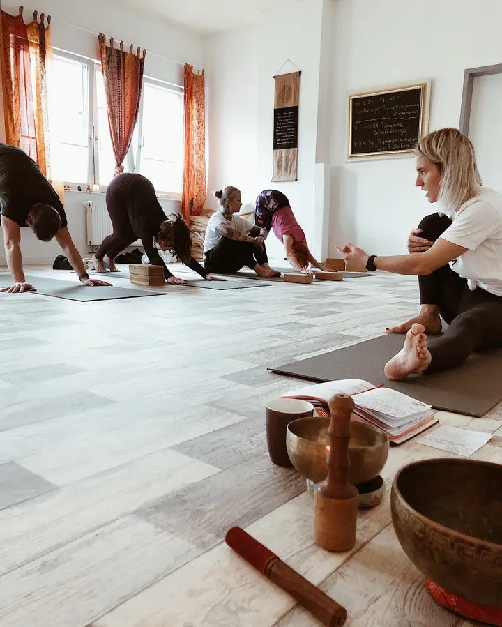 Chamundi Yoga und Tuchyoga — yoga-studio in Leipzig — 4