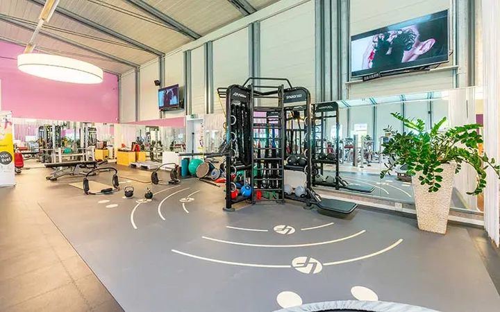 pro-fitness Discounter Waldshut Woman — fitnessstudio in Waldshut-Tiengen — 5