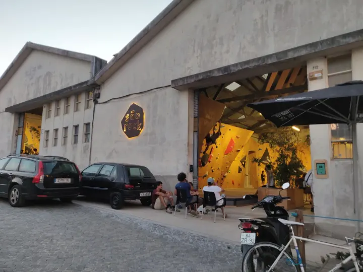 São Rock Climbing — boulder-studio em Campanhã, Porto — 3