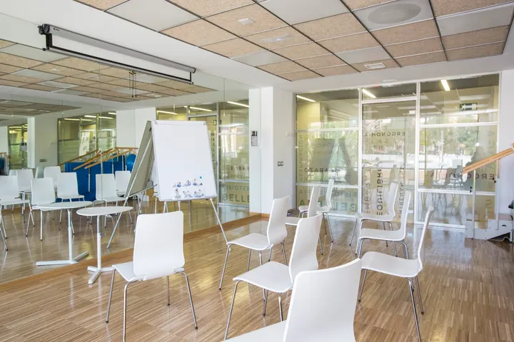 Centro de Bienestar Sanitas Alcobendas — entrenamiento personal-studio en Alcobendas — 3