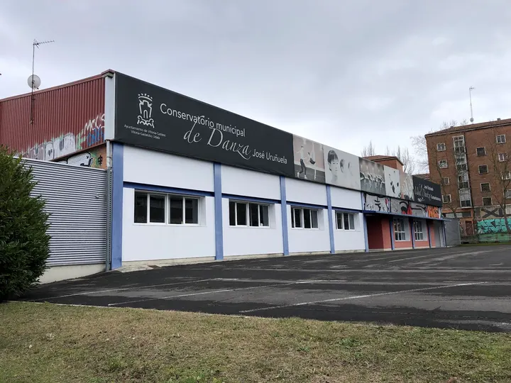 Escuela Municipal De Danza Jose Uruñuela — Baile en Arana, Vitoria-Gasteiz