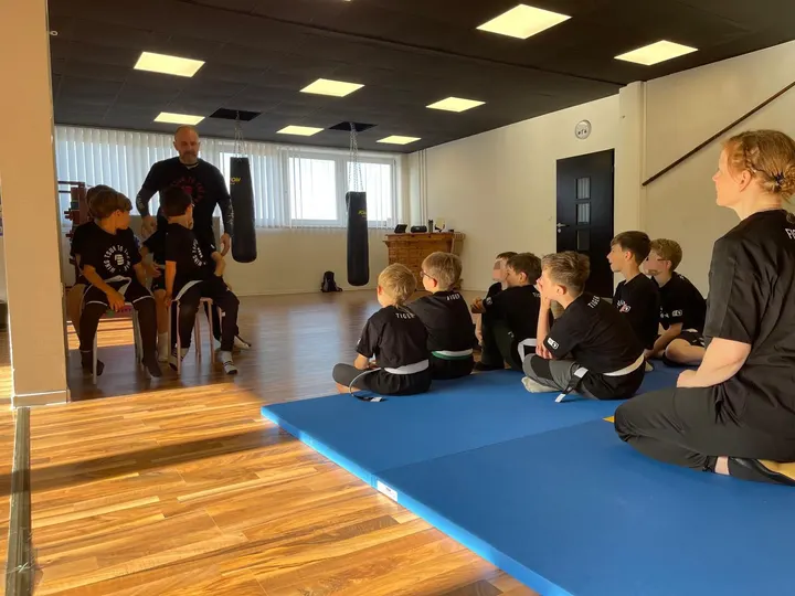 Wing Tsun Korntal Münchingen kampfkunstschule — kampfsport-studio in Stuttgart — 4