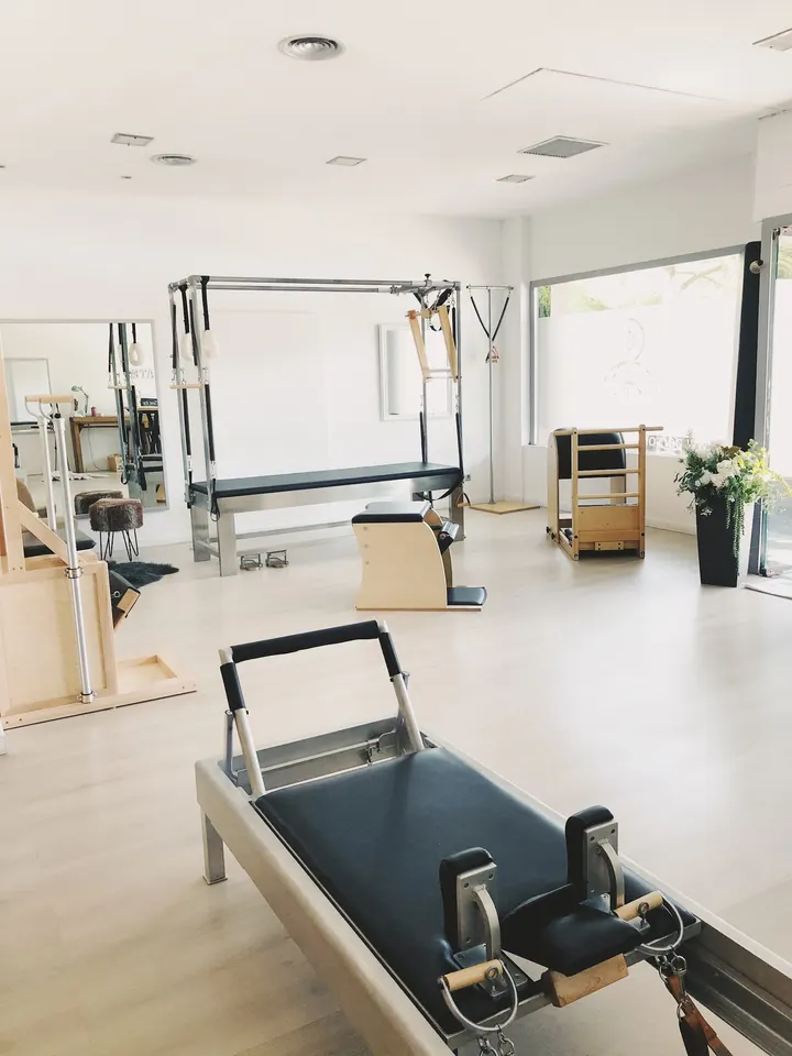 CARLA SCAGLIOLA Pilates Studio — Pilates en Niloga, Reus