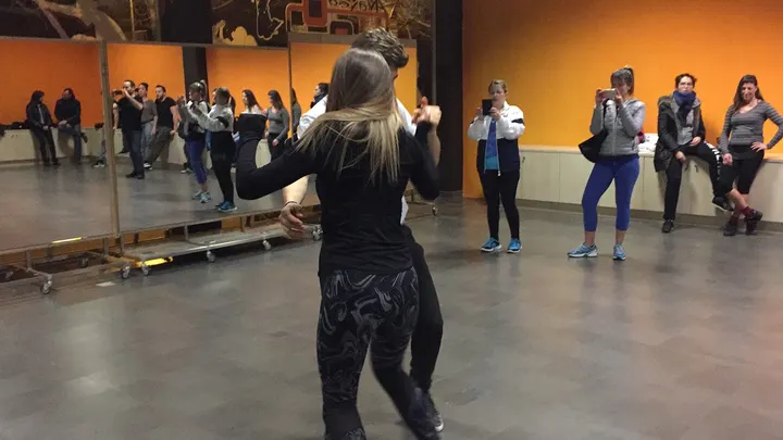 Escola Avança — baile-studio en Girona — 3