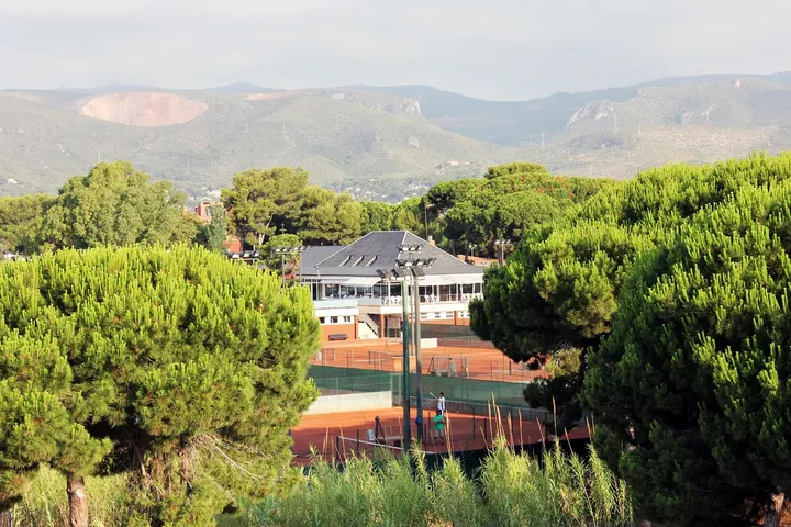 Club De Tennis Andrés Gimeno — estudio de fitness-studio en Castelldefels — 3