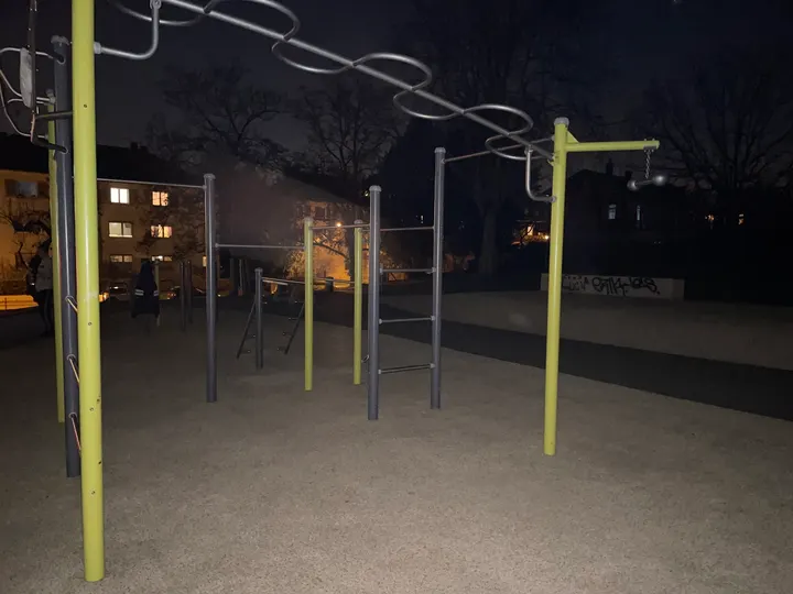 Calisthenics Park Stuttgart — calisthenics-studio in Stuttgart — 4