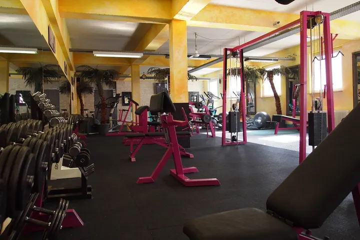 SPORTS CLUB BODYFIT24 WIESBADEN — fitnessstudio in Wiesbaden — 3