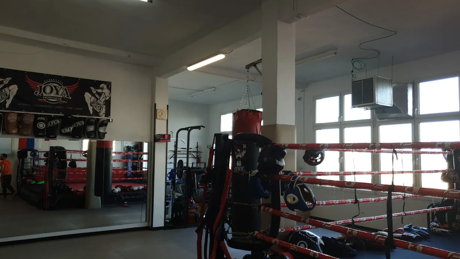 Gimnasio k b one — kickboxing-studio en Kabiezes, Santurtzi — 2