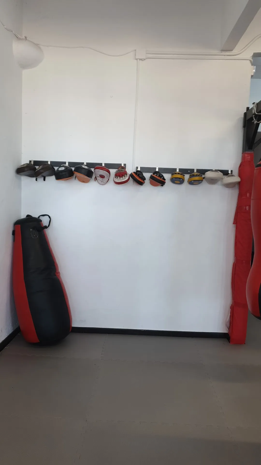Gimnasio k b one — kickboxing-studio en Santurtzi — 4