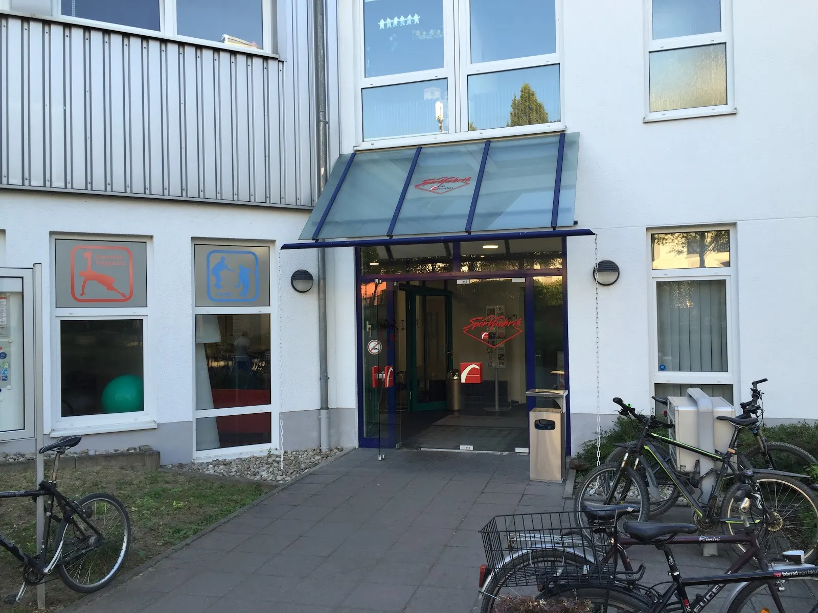 Sportfabrik der FTG Frankfurt Fitness-Squash-Badminton — fitnessstudio in Frankfurt am Main — 5