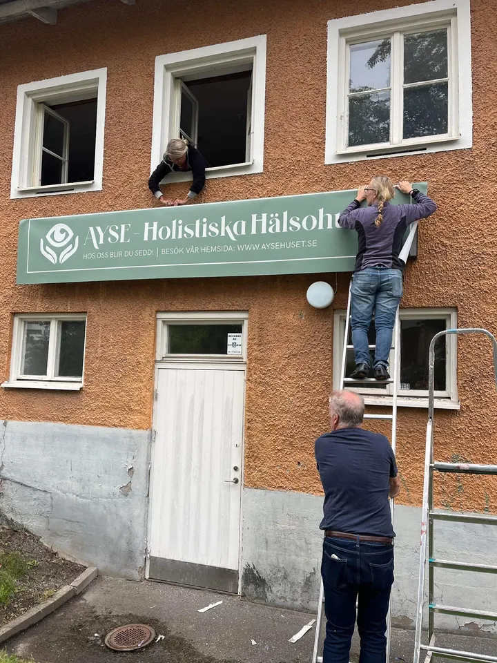 Yogamoves — Yoga i Sollentuna, Stockholm