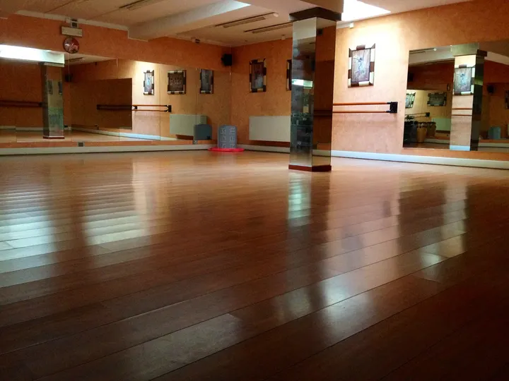 Timba Tumba Dance Academy — danza-studio a Torino — 5