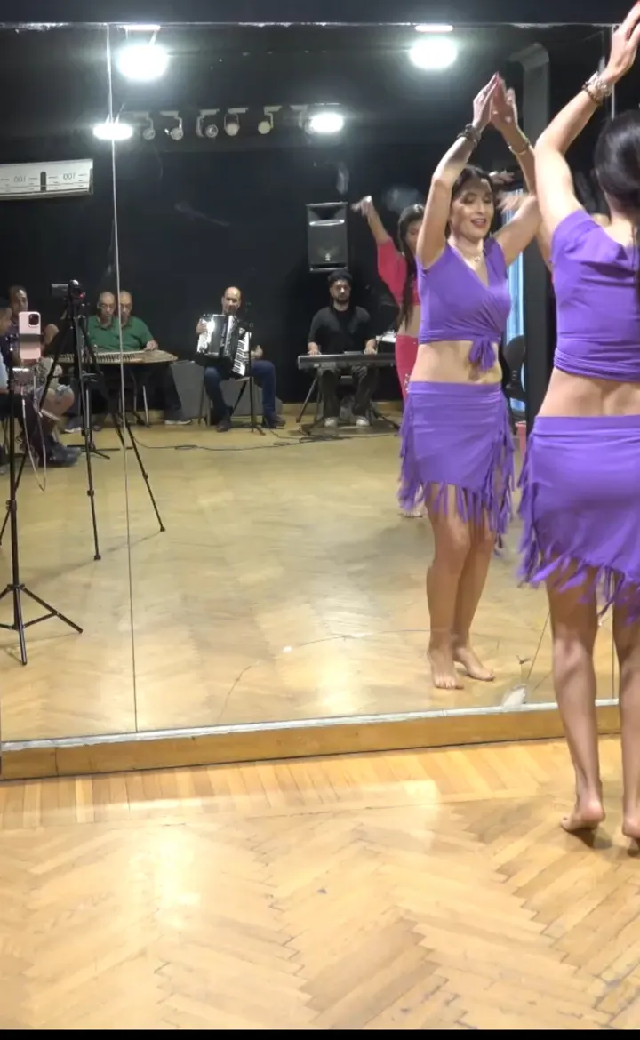 Association Princesse Hayal — danse-studio à Pentes de la Croix-Rousse, Lyon — 3
