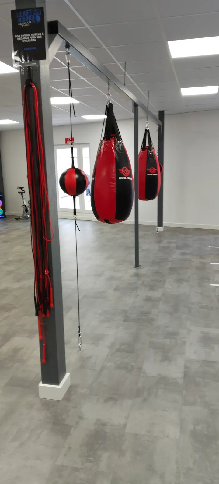 Escuela de Boxeo last round — artes marciales-studio en Alovera — 2