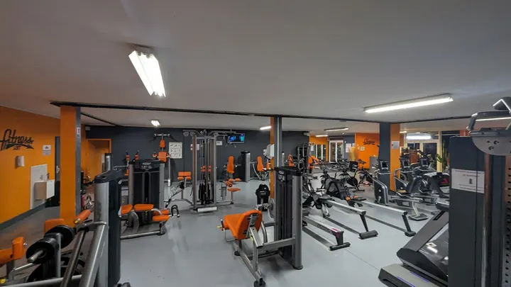 Fitness Loft — salle de fitness-studio à Lotissement du Chemin Neuf, Chavanay — 3