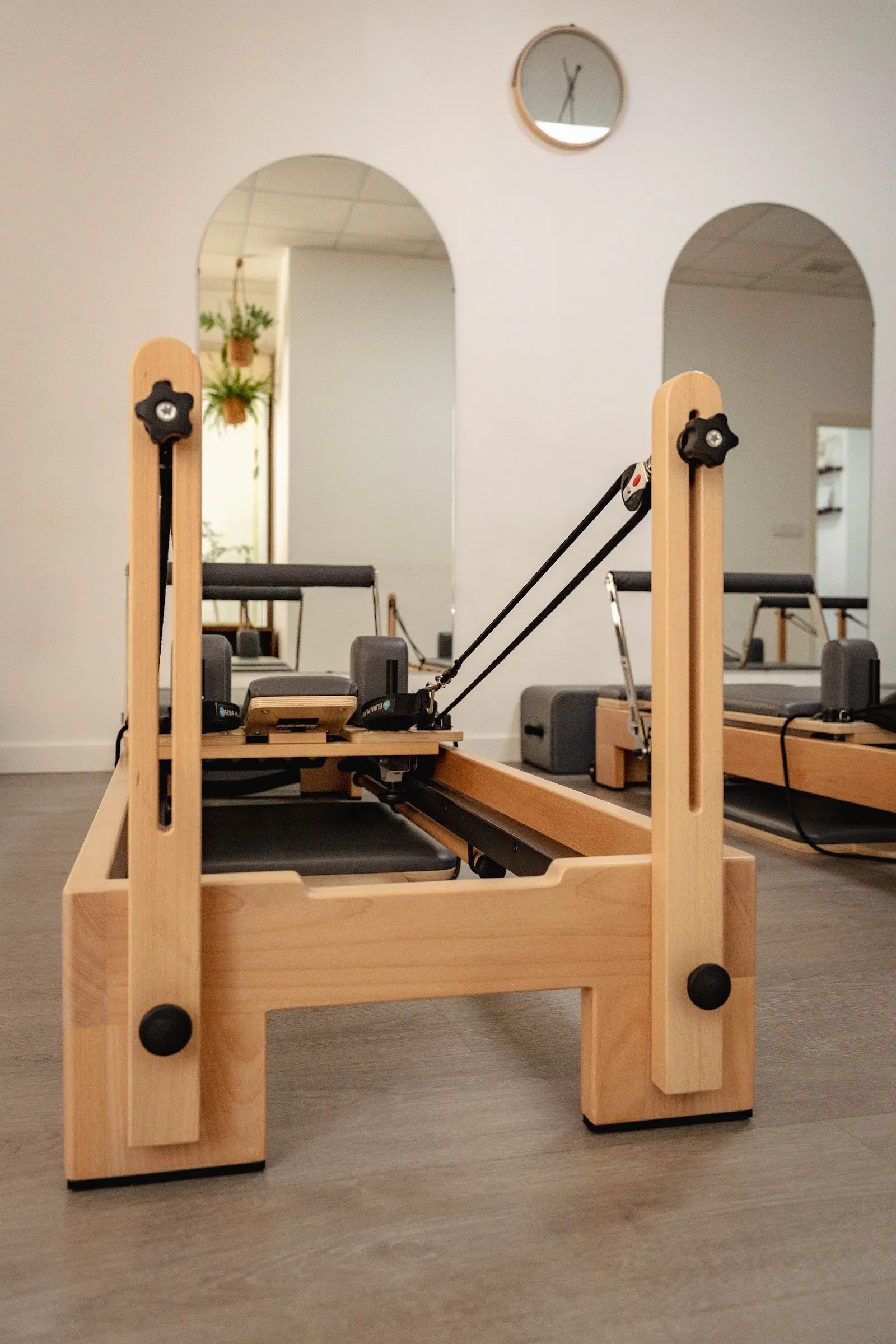 Nados Fisioterapia — entrenamiento personal-studio en A Lonia de Abaixo, Ourense — 3