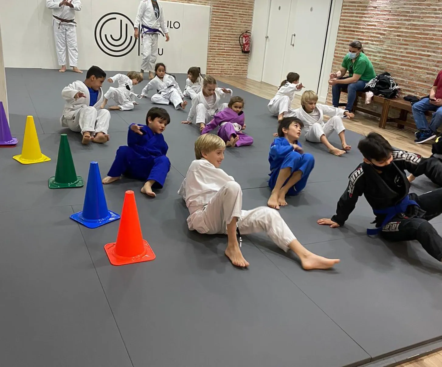 Circulo de Jiu Jitsu — kampsport-studio i Madrid — bild 6