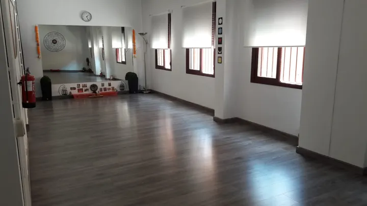 Shivaratri Yoga — yoga-studio en Latina, Madrid — 2