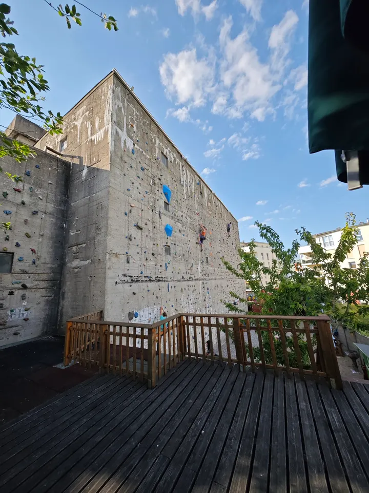 Kletterwand am Bunker - Sportklettern - Bouldern - Höhenklettern - Seilklettern — klettern-studio in Kröpeliner-Tor-Vorstadt, Rostock — 3