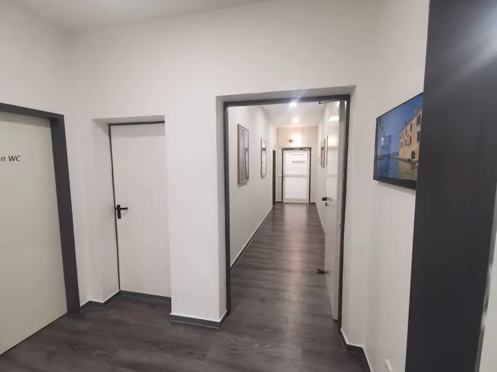 medora Allee-Center — PT-Studio in Gemarkung Remscheid, Remscheid